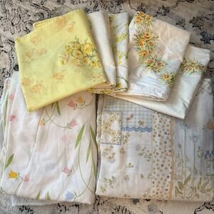 Vintage Floral Flower Pillowcases &Two twin Flat Sheet Lot Assortment Set of 7